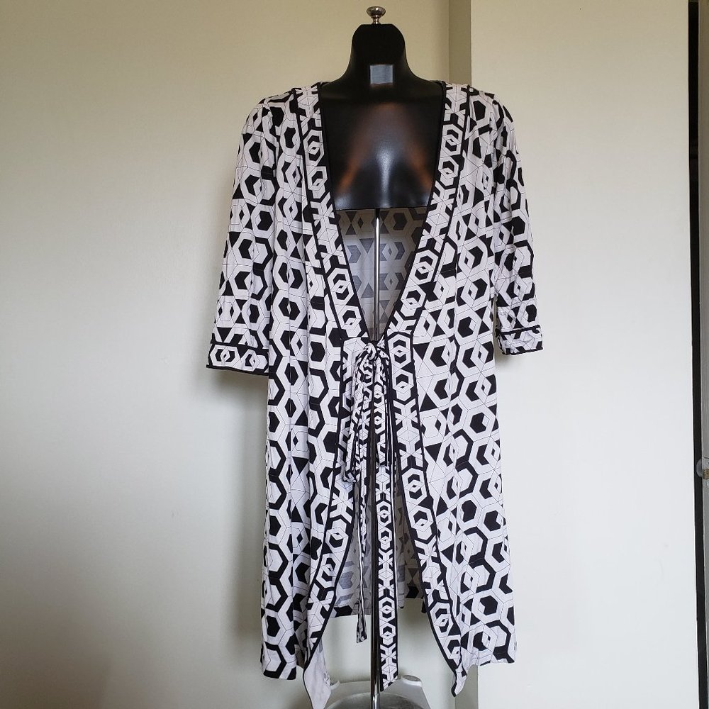 Diane Von Furstenburg Silk Tie-Jacket